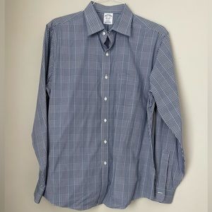 BROOKS BROTHERS BUTTON DOWN SHIRT